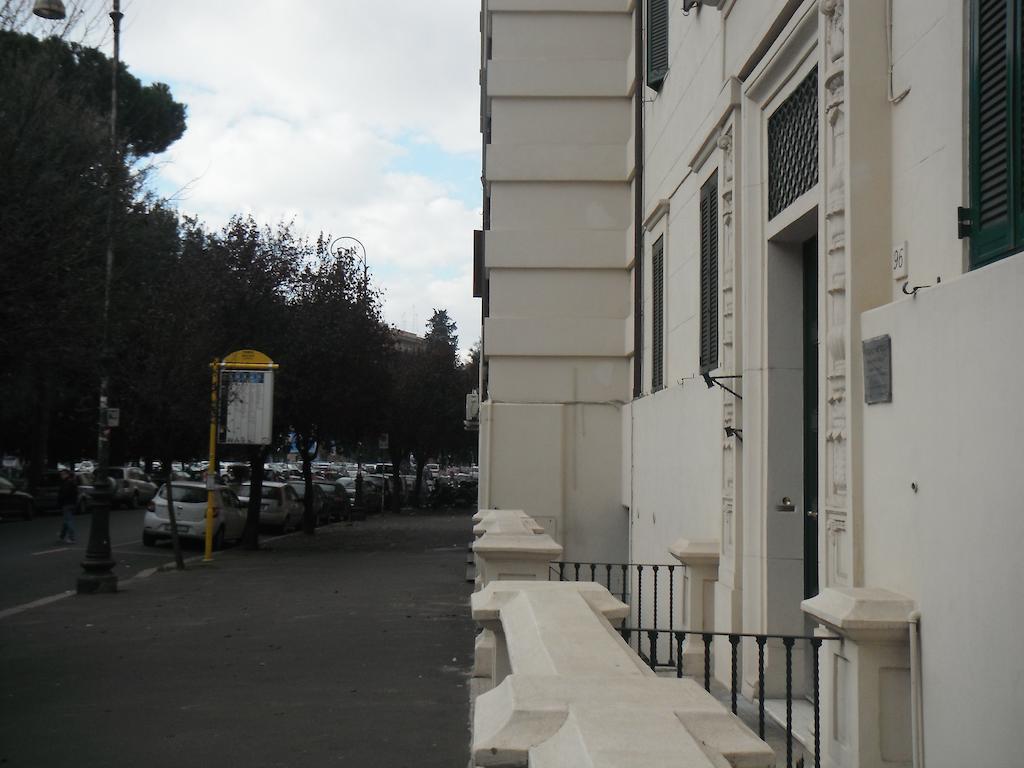 Appartement Domi Aloisii à Rome Extérieur photo
